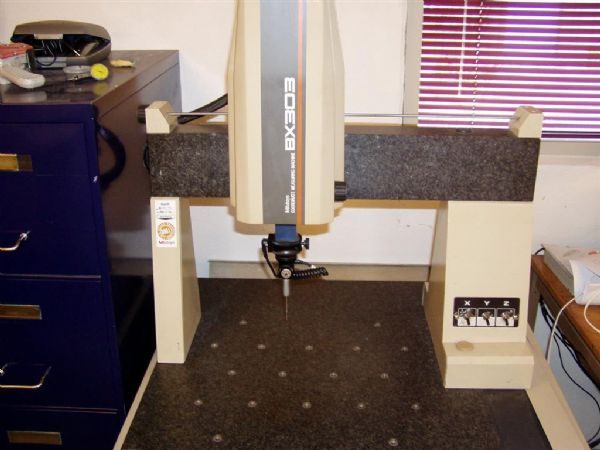 Mitutoyo BX303 målemaskine